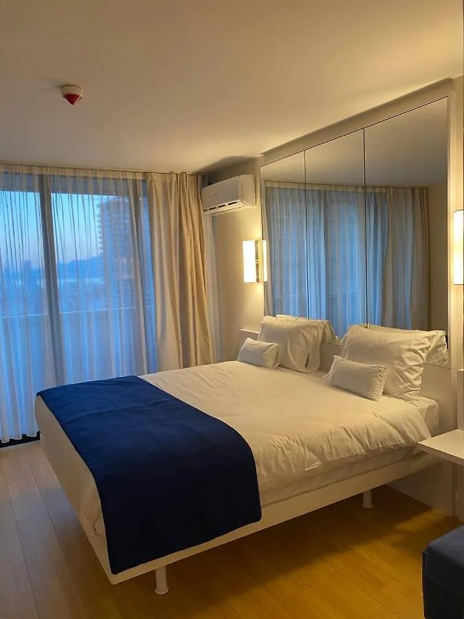 Orbi City Apart-Hotel Studio 33 Sqm 바투미